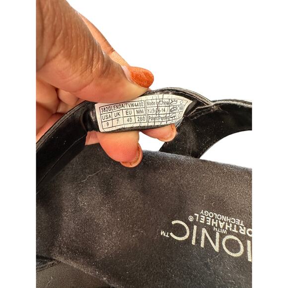 Vionic Black Casual Patent Leather Comfort Glenda Wedge Open Toe Sandals Size 9 - Picture 6 of 8